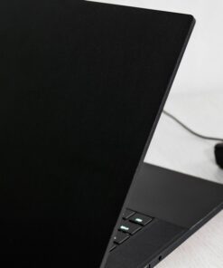 Razer Blade 15 | i7 9750H | RTX 2080 | 240Hz | Advanced