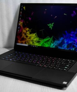 Razer Blade 15 | i7 8750H | RTX 2060 | 144Hz | Advanced
